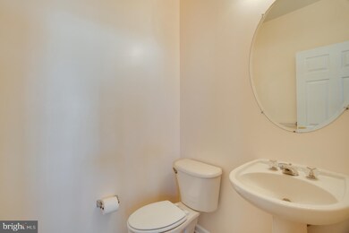 42711 Sandman Terrace, Chantilly, VA 20152 - photo 3