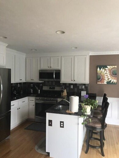 22 Edmonds Cir unit 22, Whitinsville, MA 01588 - photo 2