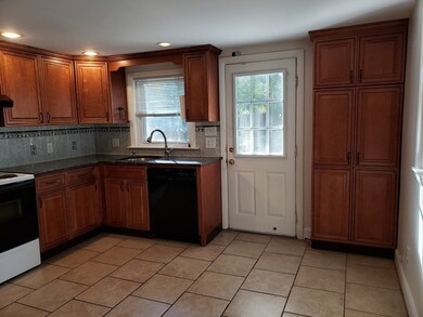 51 Progress St unit Single Fam, Weymouth, MA 02188 - photo 6