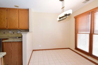 1547 Treeline Ct unit 904, Naperville, IL 60565 - photo 3