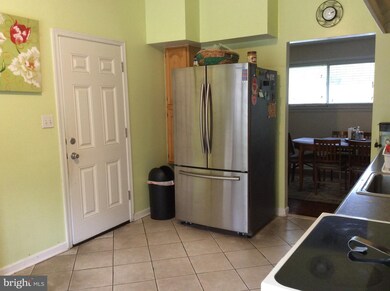 7315 Gavin St, New Carrollton, MD 20784 - photo 7