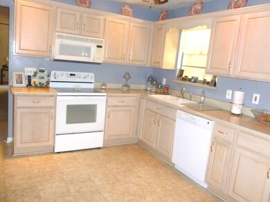 4316 Smugglers Way, Jacksonville, FL 32210 - photo 5