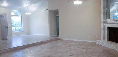 living looking to dining area