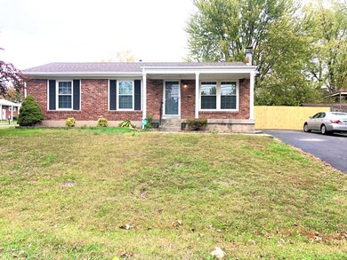 9305 Hudson Ln, Louisville, KY 40291 - photo 4