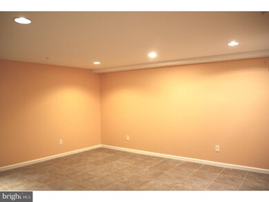 520 Solliday Ct unit 170, Perkasie, PA 18944 - photo 5