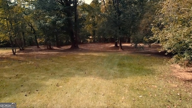 184 Tumbling Shoals Dr, Gray, GA 31032 - photo 2