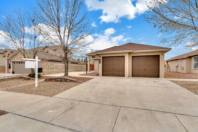 721 Desert Ash Dr, Horizon City, TX 79928 - photo 3
