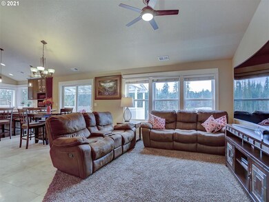 3773 10th St, Hubbard, OR 97032 - photo 5