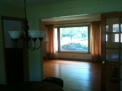 2546 Clyde St, Homewood, IL 60430 - photo 3