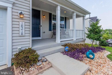 18218 Jillian Ln, Triangle, VA 22172 - photo 4