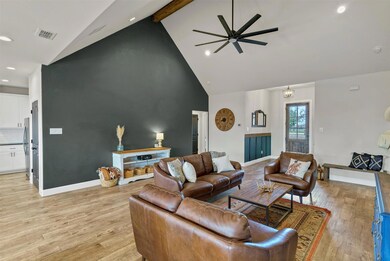 829 Holbrook Rd, Springtown, TX 76082 - photo 7