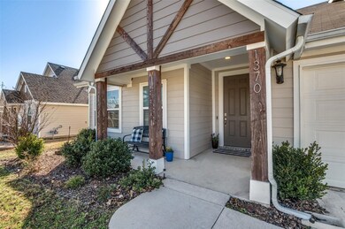 1370 Greenfield St, Gainesville, TX 76240 - photo 3