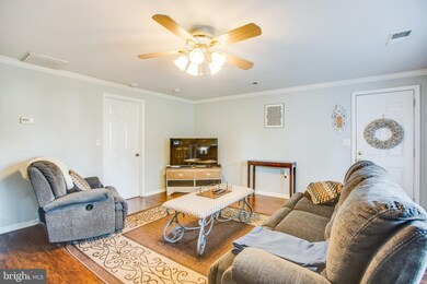 6540 Pinewood Ln, Warrenton, VA 20187 - photo 6