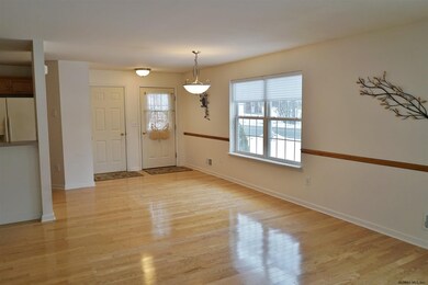 100 Cherry Blossom Ct unit 1, Schenectady, NY 12306 - photo 5
