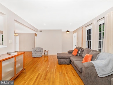 3045 Flint Hill Rd, Adamstown, MD 21710 - photo 5