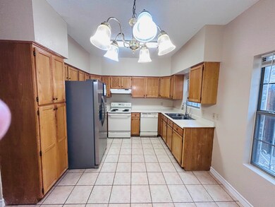 1419 E Gustavus St unit 43, Laredo, TX 78040 - photo 4