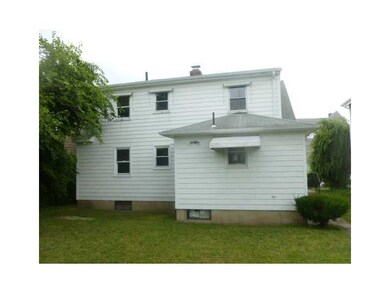 519 Laurel Hill Ave, Cranston, RI 02920 - photo 2