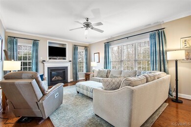 Tons of natural light, new hardwood floors