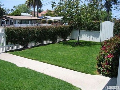 Private front yard area for Unit A.