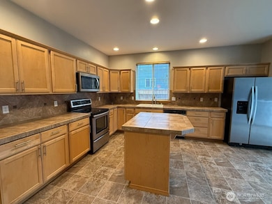 22817 SE 287th Place, Maple Valley, WA 98038 - photo 4