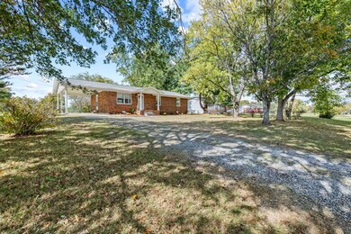 258 Mirandy Rd, Cookeville, TN 38506 - photo 3