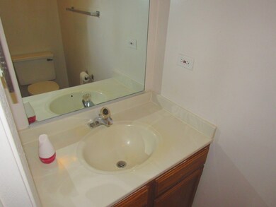 1/2 Bath