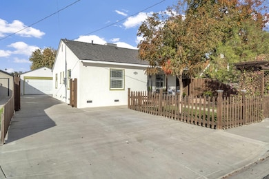 408 W Malone St, Hanford, CA 93230 - photo 4