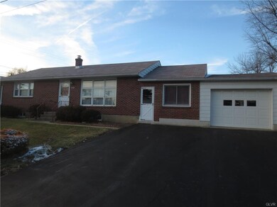 5379 Ridgeway Dr, Zionsville, PA 18092 - photo 2