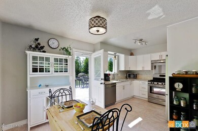 Kitchen_RM_1c-SMALL