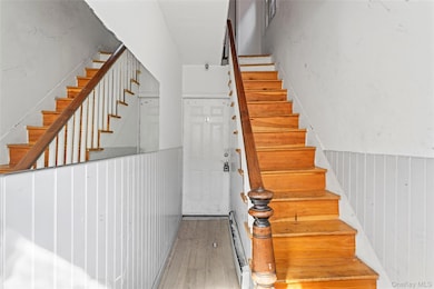 204 S William St, Newburgh, NY 12550 - photo 2