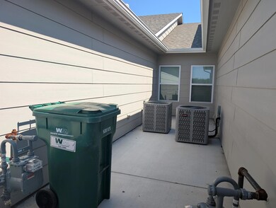 3846 S Bluelake St, Wichita, KS 67215 - photo 5