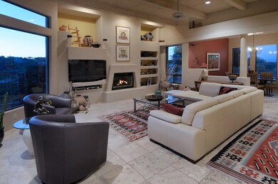 GREAT ROOM W/HIGH CEILINGS