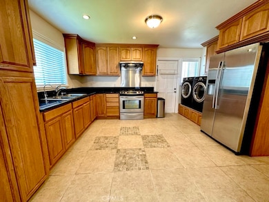 339 Peach St unit A, Monterey Park, CA 91755 - photo 4