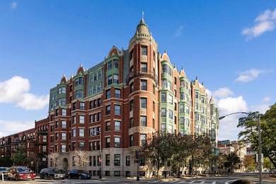 Charlesgate Hall unit 601, Boston, MA 02215 - photo 3