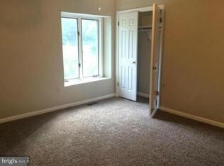 721 Bowie Shop Rd, Huntingtown, MD 20639 - photo 6