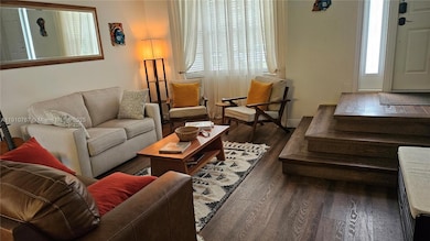 1256 NW 110th Ave, Plantation, FL 33322 - photo 4