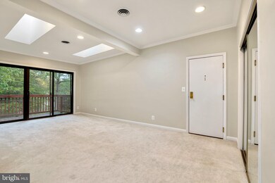 2800 Dartmouth Rd unit 10, Alexandria, VA 22314 - photo 3