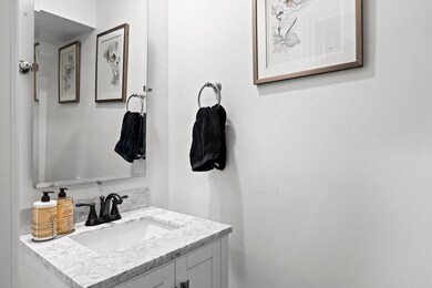 2644 N Southport Ave, Chicago, IL 60614 - photo 5