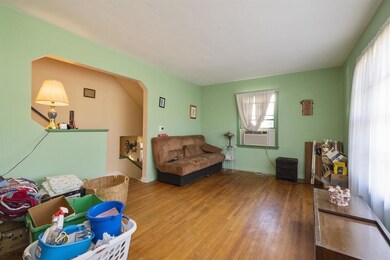 3916 49th St, Des Moines, IA 50310 - photo 4