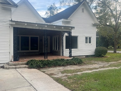 709 W 4th St, Ocilla, GA 31774 - photo 3