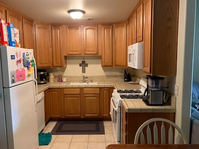 633 Marijean Way, Redding, CA 96003 - photo 2