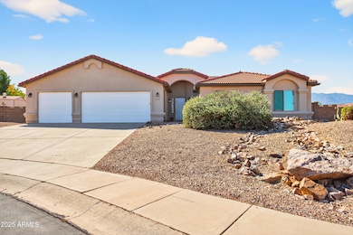 Cul-de-sac corner lot