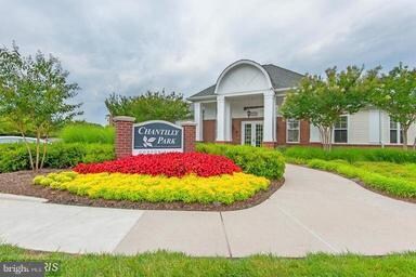 3810 Lightfoot St unit 209, Chantilly, VA 20151 - photo 3