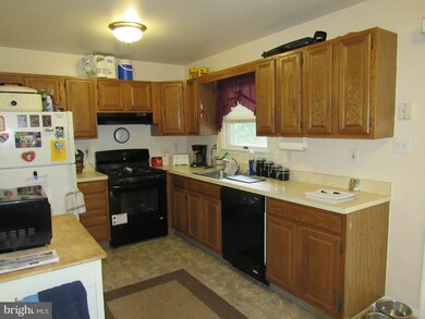 307 Mckay Rd, Stevensville, MD 21666 - photo 4