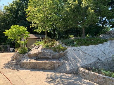 27 Morpheus Dr, Cumberland, RI 02864 - photo 6