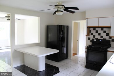 214 Bull Run Rd, Ewing, NJ 08638 - photo 7