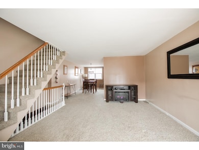 661 Rively Ave, Glenolden, PA 19036 - photo 4