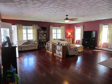 2807 Mendon Rd, Cumberland, RI 02864 - photo 3