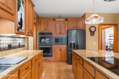 35-web-or-mls-CAMMediaLLC.com (62 of 68)