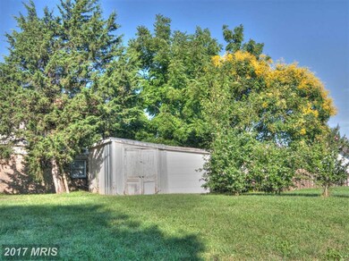 115 E 6th Ave, Ranson, WV 25438 - photo 3